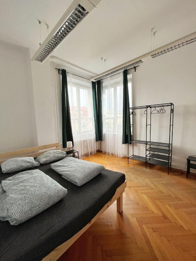 Nice View Rooms In Old Town Krakow Exterior photo